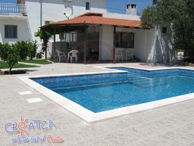 Appartamento Lucin 2 (Case vacanze Croazia  Riviera di Split e Trogir / Okrug gornji)