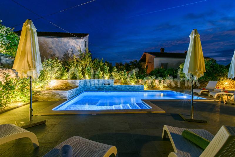 Apartman Dubravka 1B (Ubytovani Chorvatsko  Trogir i Split rivijera / Okrug Gornji)