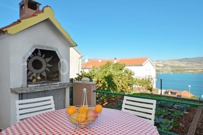 Appartamento Rade 1 (Case vacanze Croazia  Riviera di Split e Trogir / Arbanija)