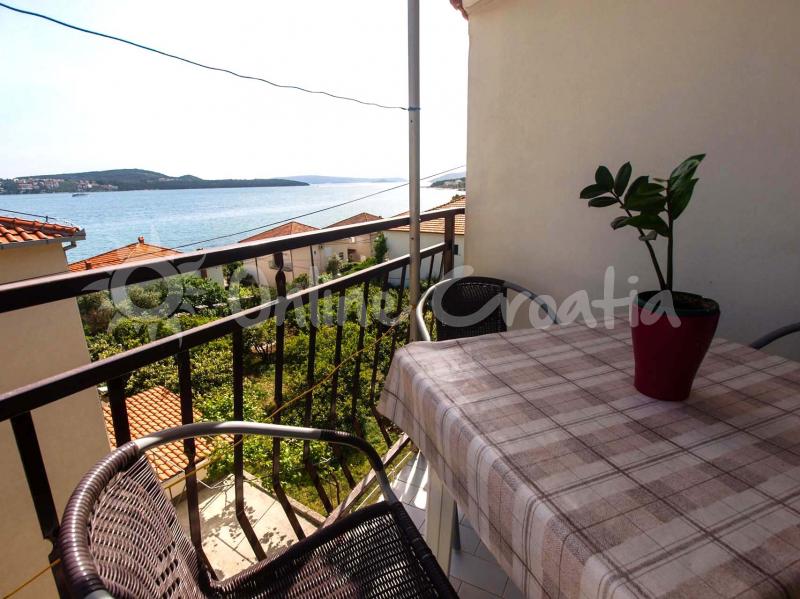 Appartement Ivanka 6 (Ferienwohnungen Kroatien  Riviera von Split und Trogir / Seget Donji)