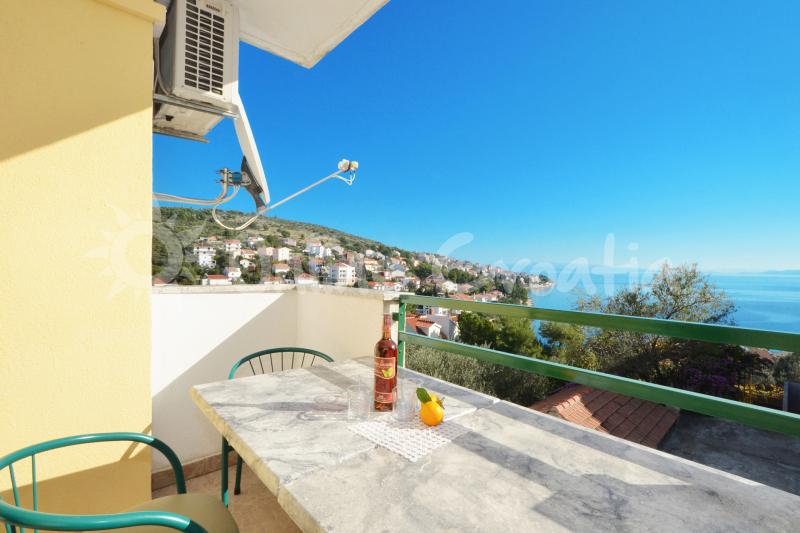 Apartment Tatjana 2 (Holiday Rentals Croatia  Trogir and Split area / Okrug gornji)
