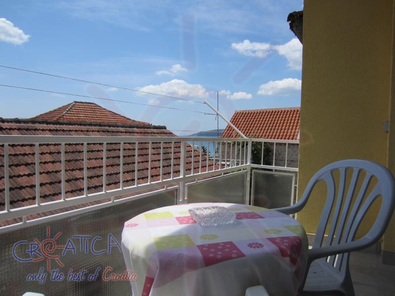 Dalmatinische Haus  (Ferienwohnungen Kroatien  Riviera von Split und Trogir / Seget Donji)