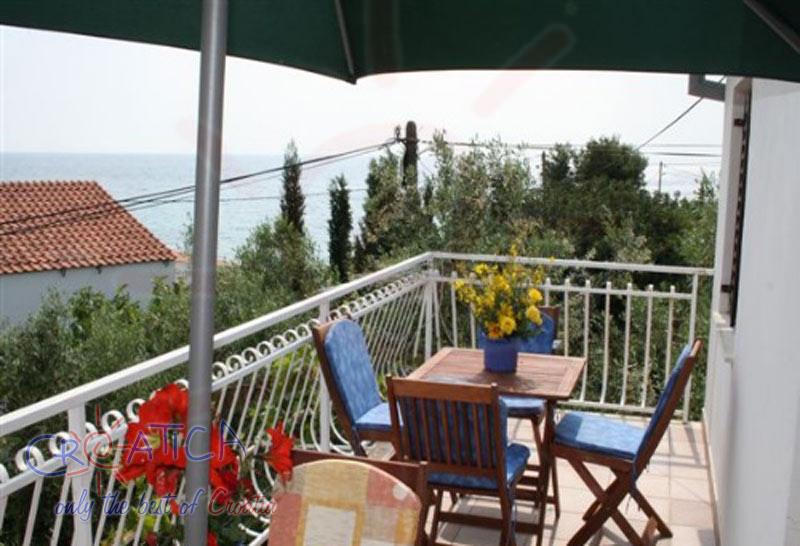 Appartement Rina 1 (Ferienwohnungen Kroatien  Insel von Dalmatien / Drvenik)