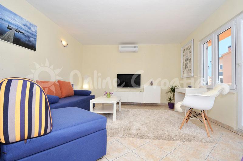 Apartment Dragy (Holiday Rentals Croatia  > Trogir and Split area > Okrug Gornji)