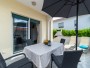 Apartment Stipe 2